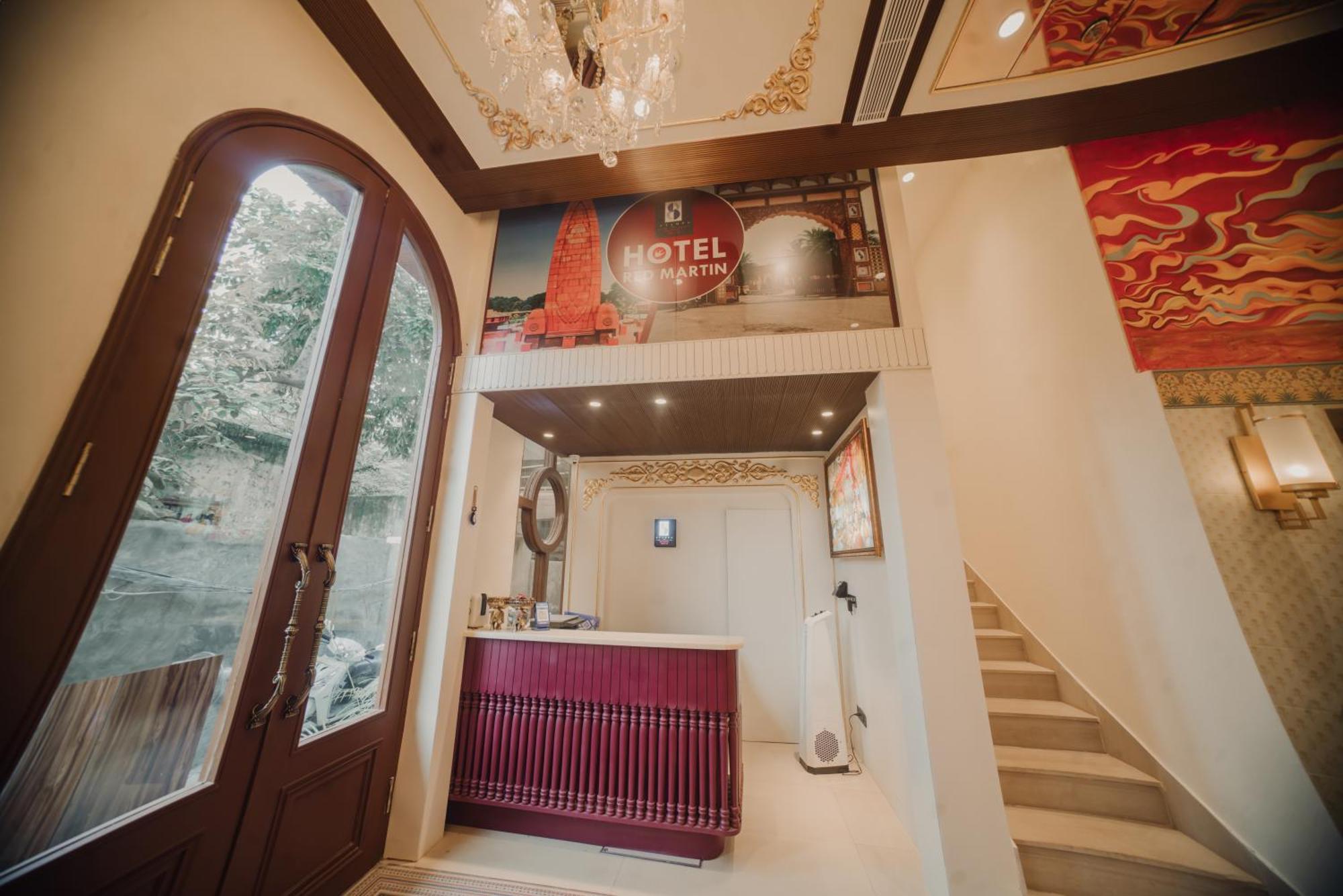 Hotel Stamps Red Martin By Eight Continents - 70 Steps From Golden Temple Amritsar Zewnętrze zdjęcie